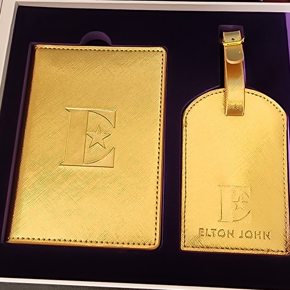 ELTON JOHN Farewell Yellow Brick Road Tour VIP Passport Holder + Luggage Tag Set